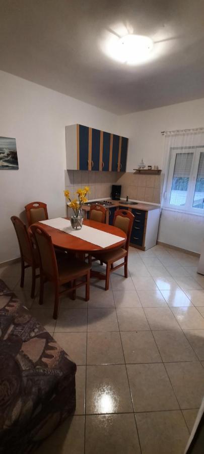 דראגה Apartmani Nikica מראה חיצוני תמונה